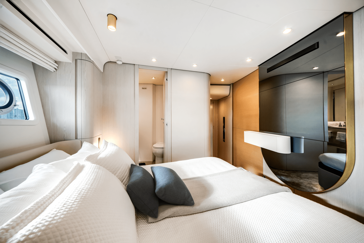 2024 Azimut 78 FLY Image Thumbnail #31