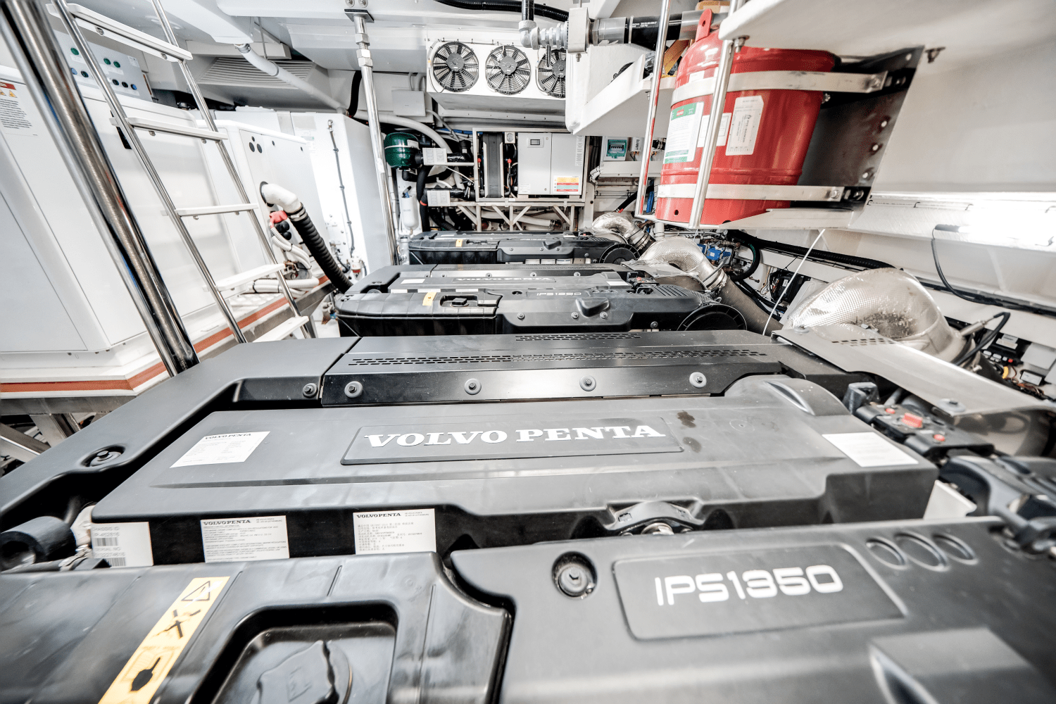 2024 Azimut 78 FLY Image Thumbnail #59