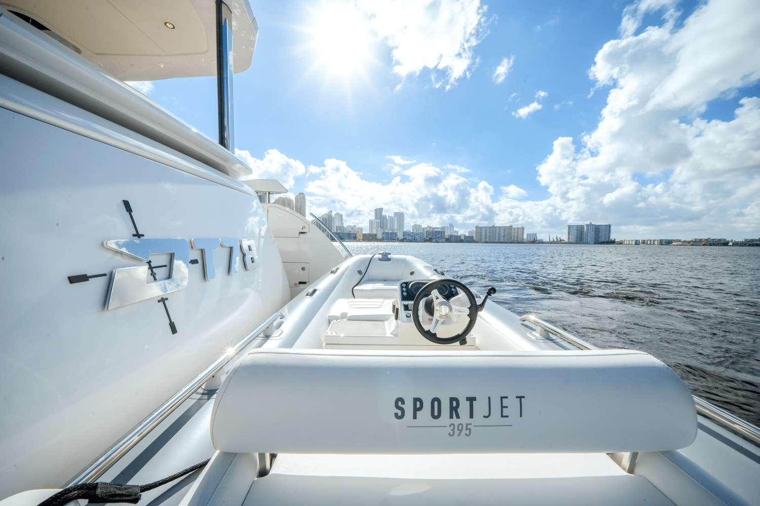 2024 Azimut 78 FLY Image Thumbnail #12