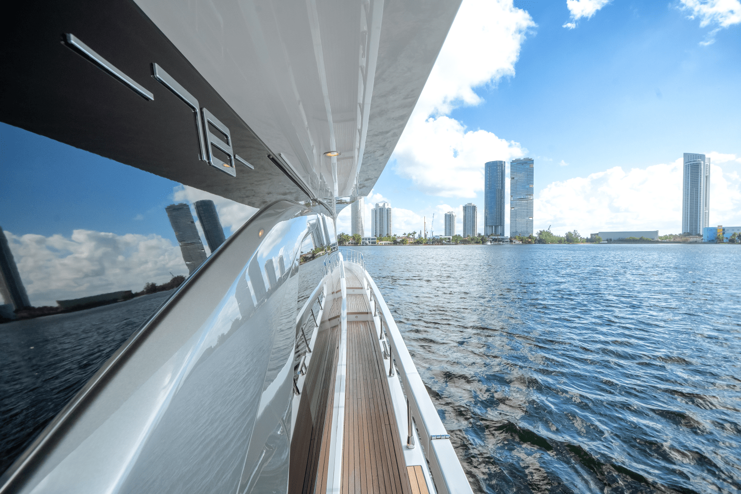 2024 Azimut 78 FLY Image Thumbnail #16