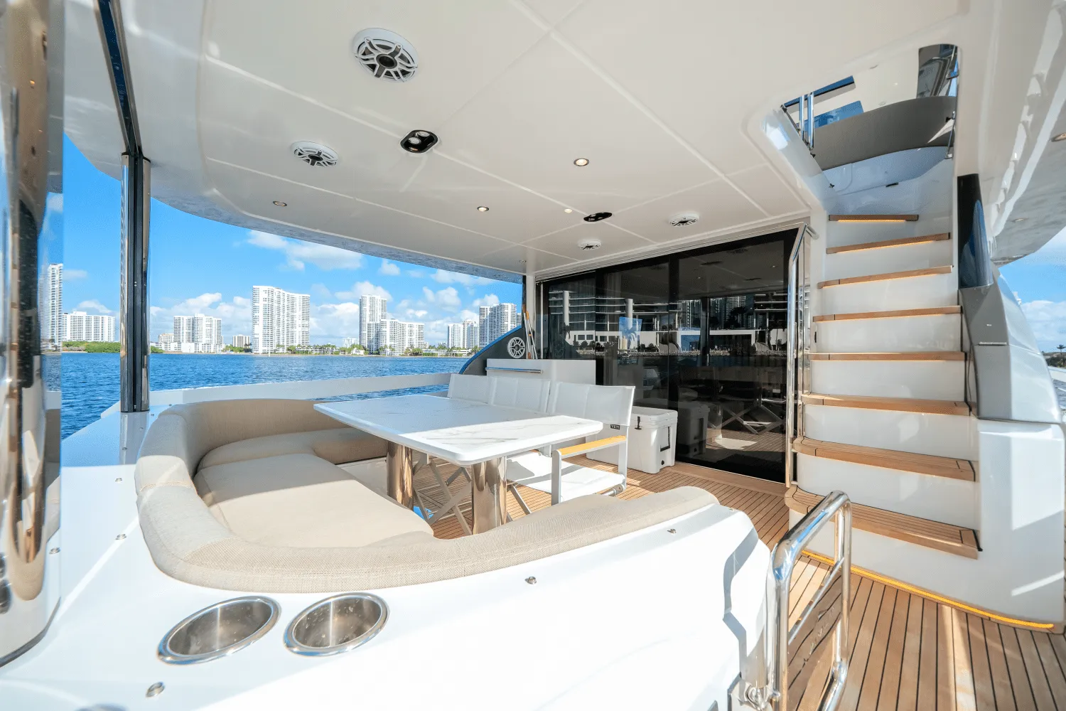 2024 Azimut 78 FLY Image Thumbnail #15