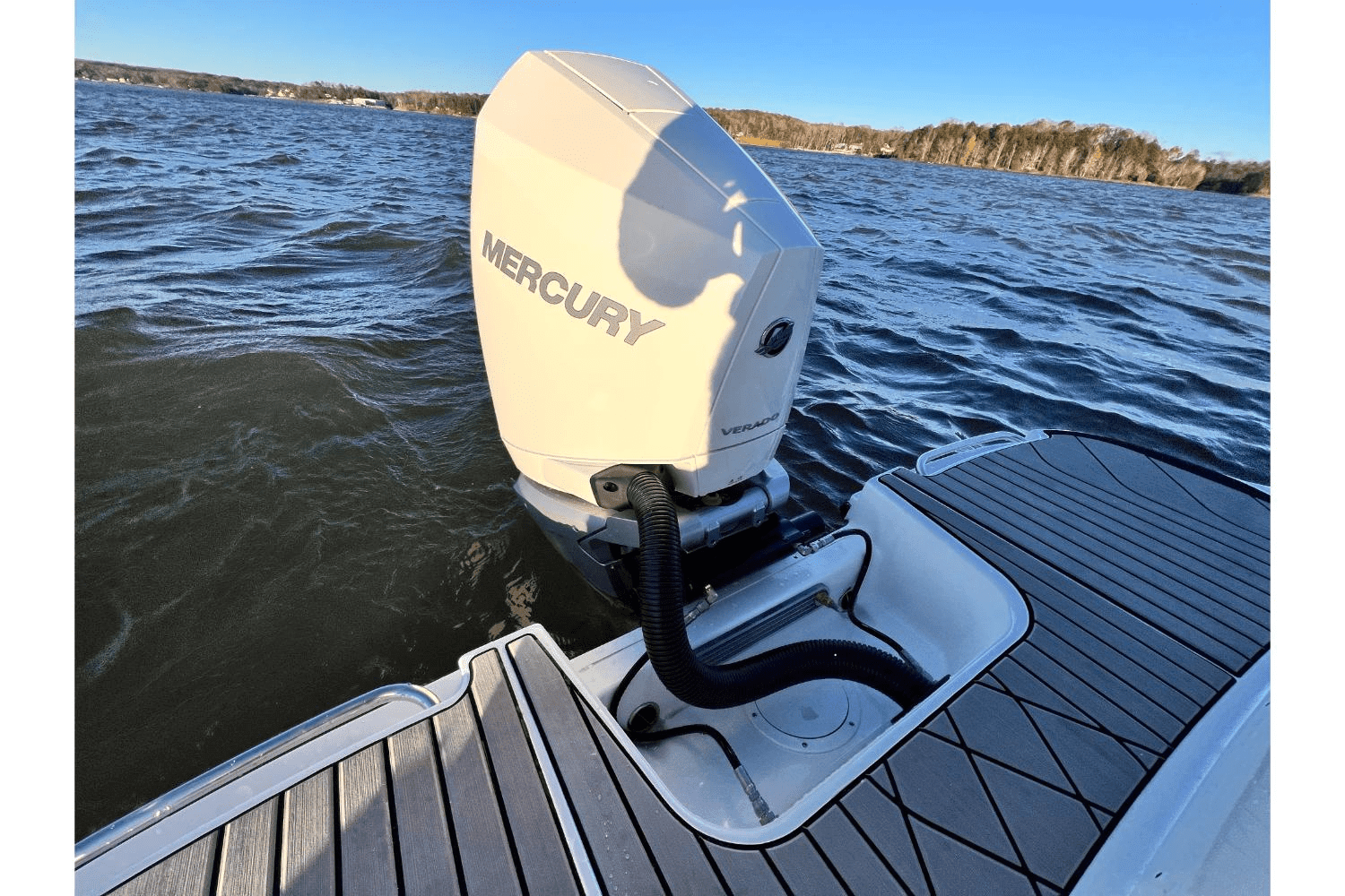 2025 Sea Ray SLX 260 Outboard Image Thumbnail #44