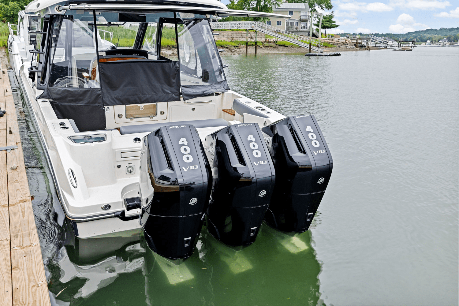 2025 Boston Whaler 350 Realm Image Thumbnail #7