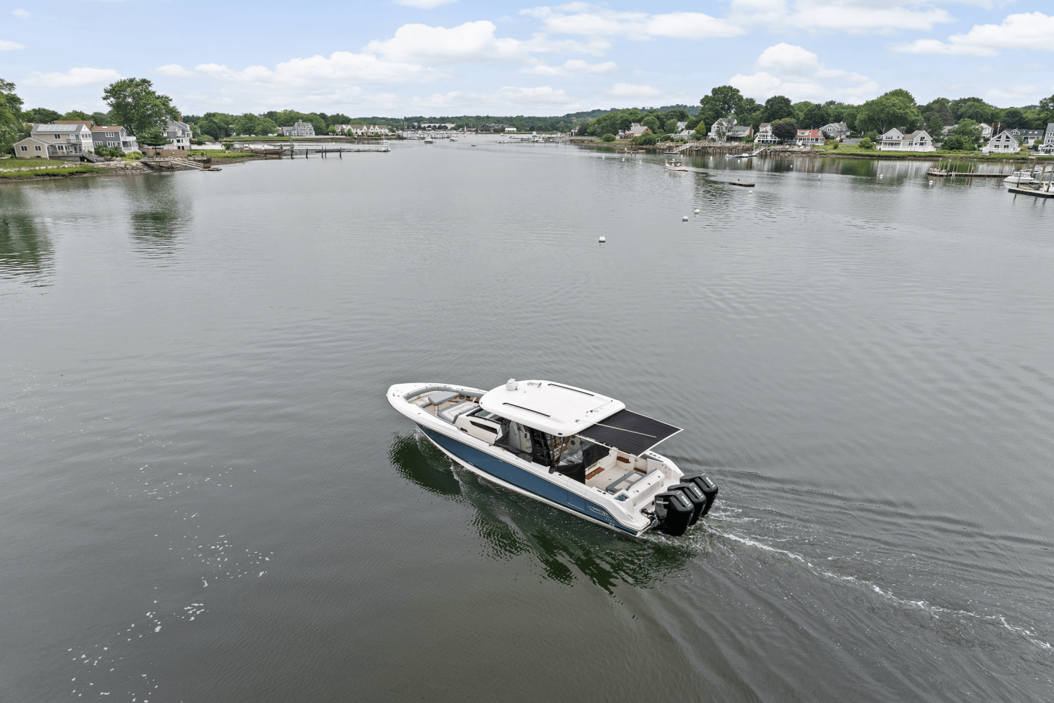 2025 Boston Whaler 350 Realm Image Thumbnail #51