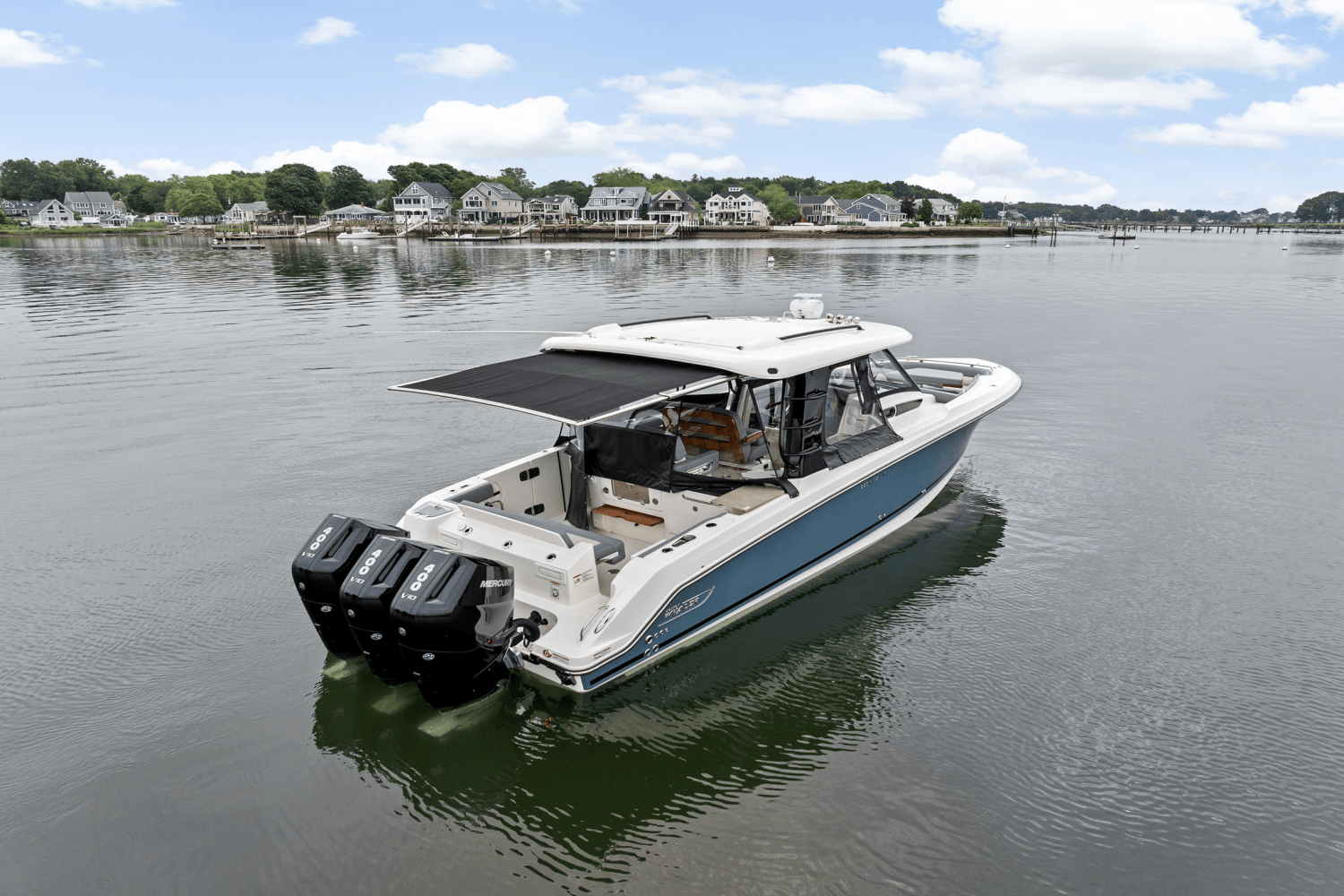 2025 Boston Whaler 350 Realm Image Thumbnail #49