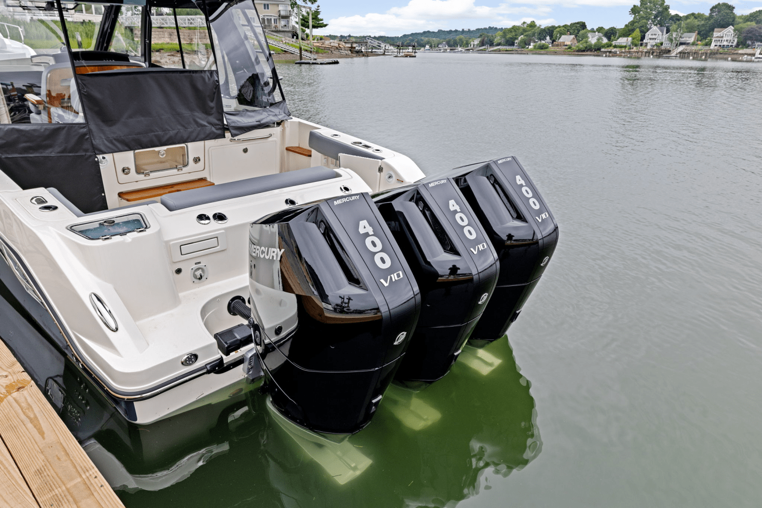 2025 Boston Whaler 350 Realm Image Thumbnail #6