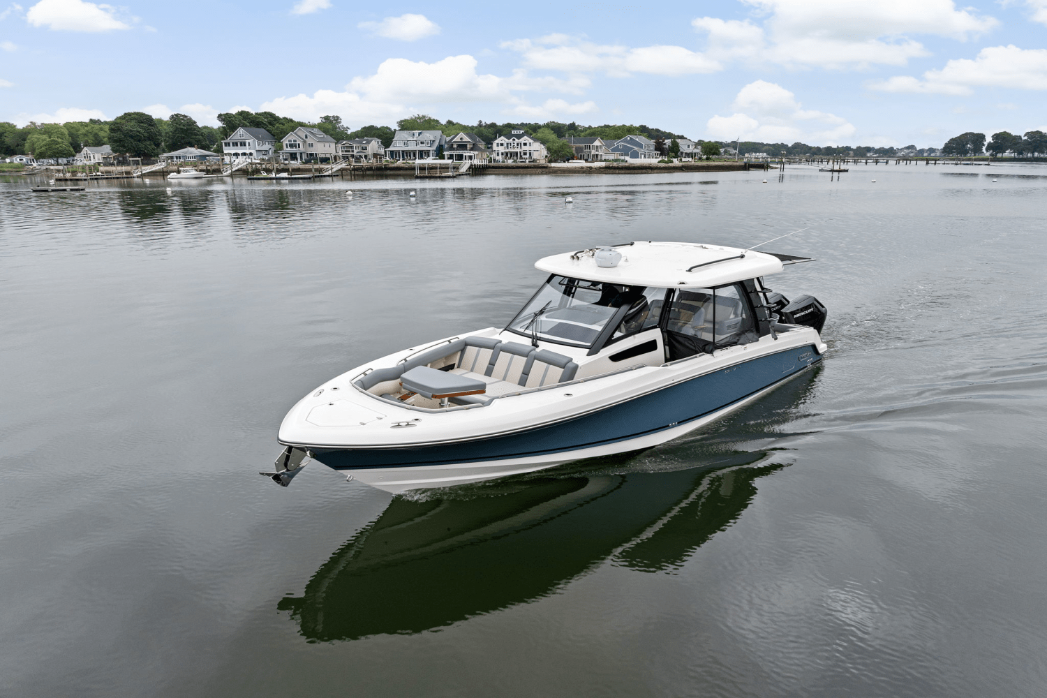 2025 Boston Whaler 350 Realm Image Thumbnail #57