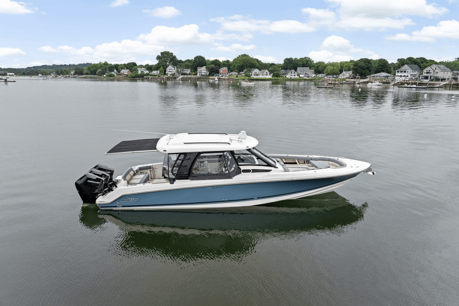 2025 Boston Whaler 350 Realm Image Thumbnail #1