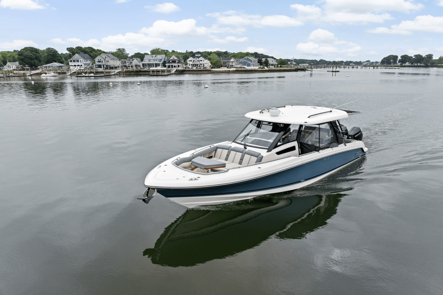 2025 Boston Whaler 350 Realm Image Thumbnail #56