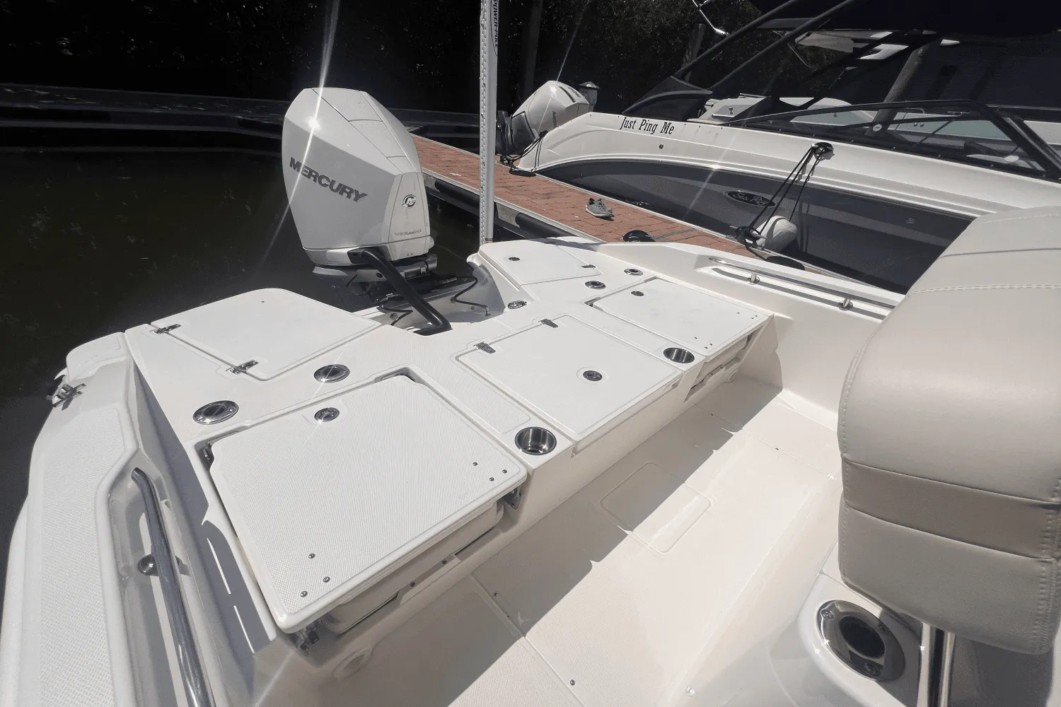 2025 Boston Whaler 250 Dauntless Image Thumbnail #14