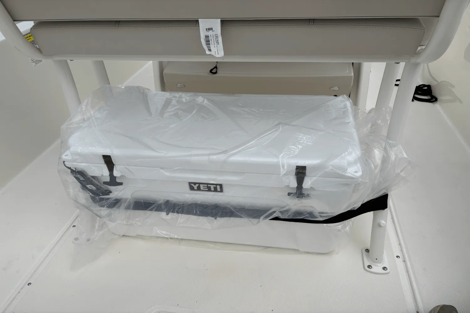 2025 Boston Whaler 250 Dauntless Image Thumbnail #14
