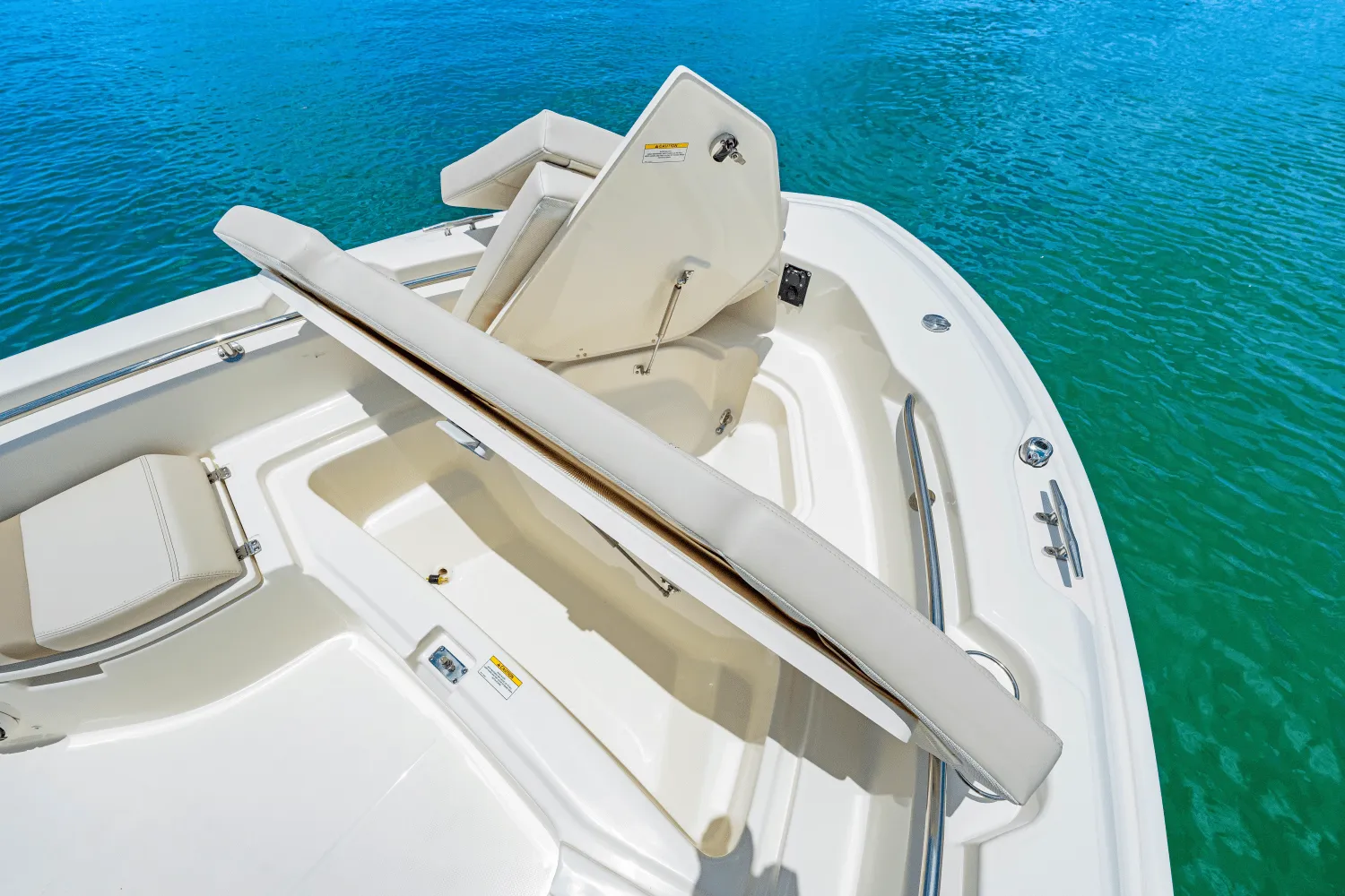 2025 Boston Whaler 250 Dauntless Image Thumbnail #23