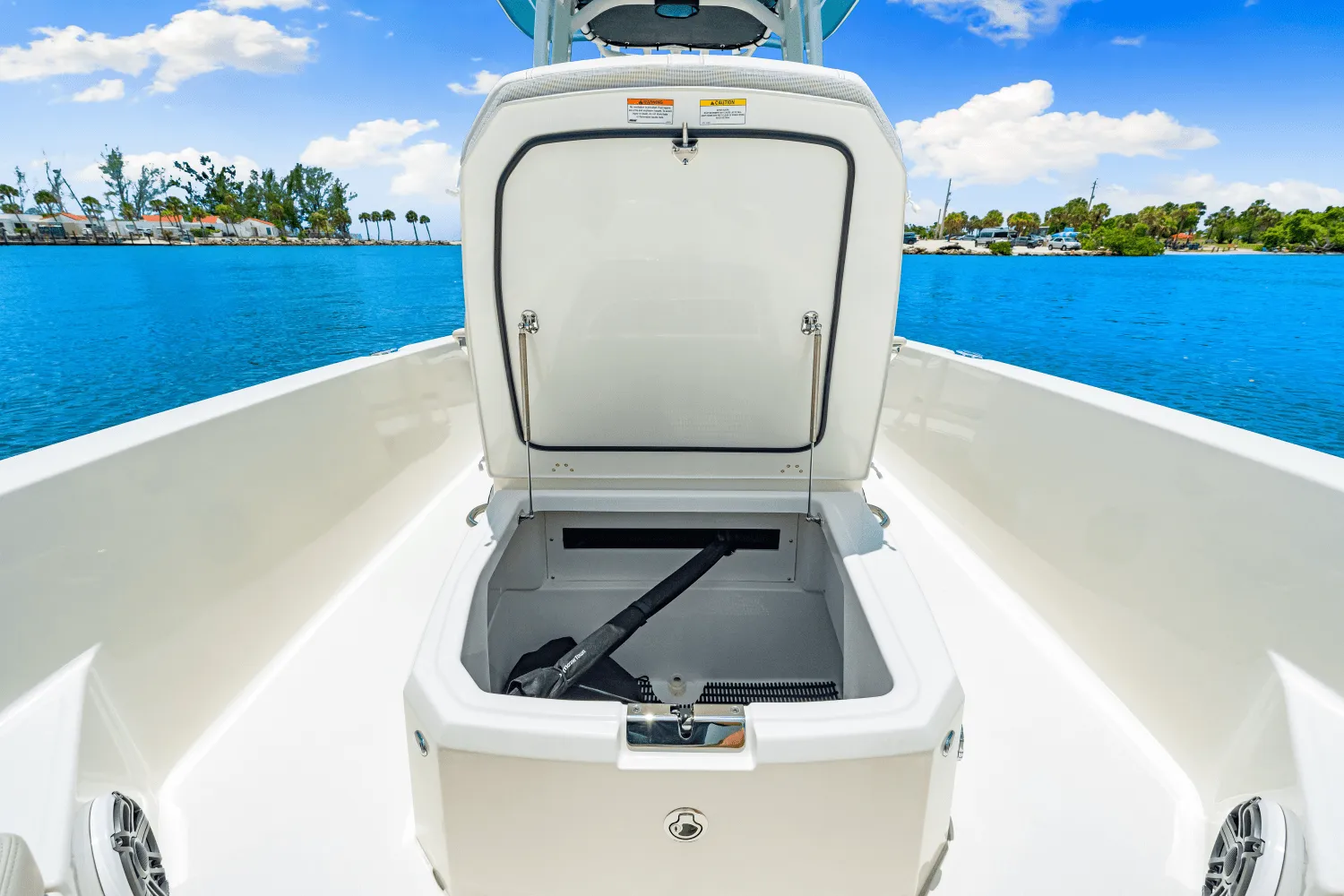 2025 Boston Whaler 250 Dauntless Image Thumbnail #22