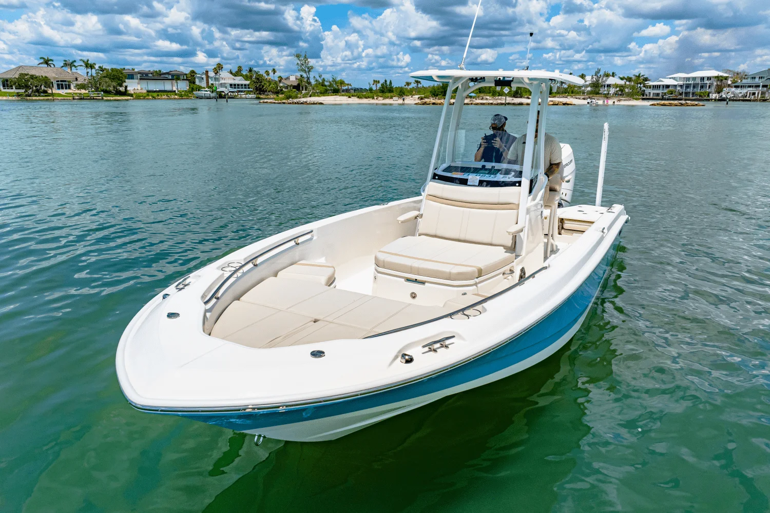 2025 Boston Whaler 250 Dauntless Image Thumbnail #13