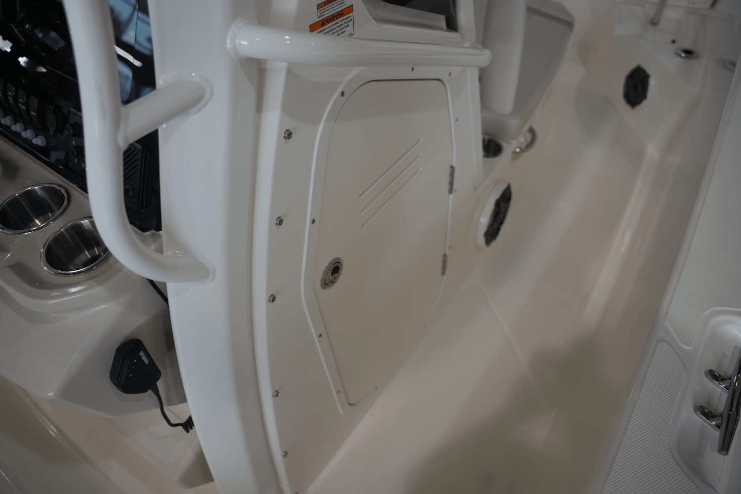 2025 Boston Whaler 250 Dauntless Image Thumbnail #13
