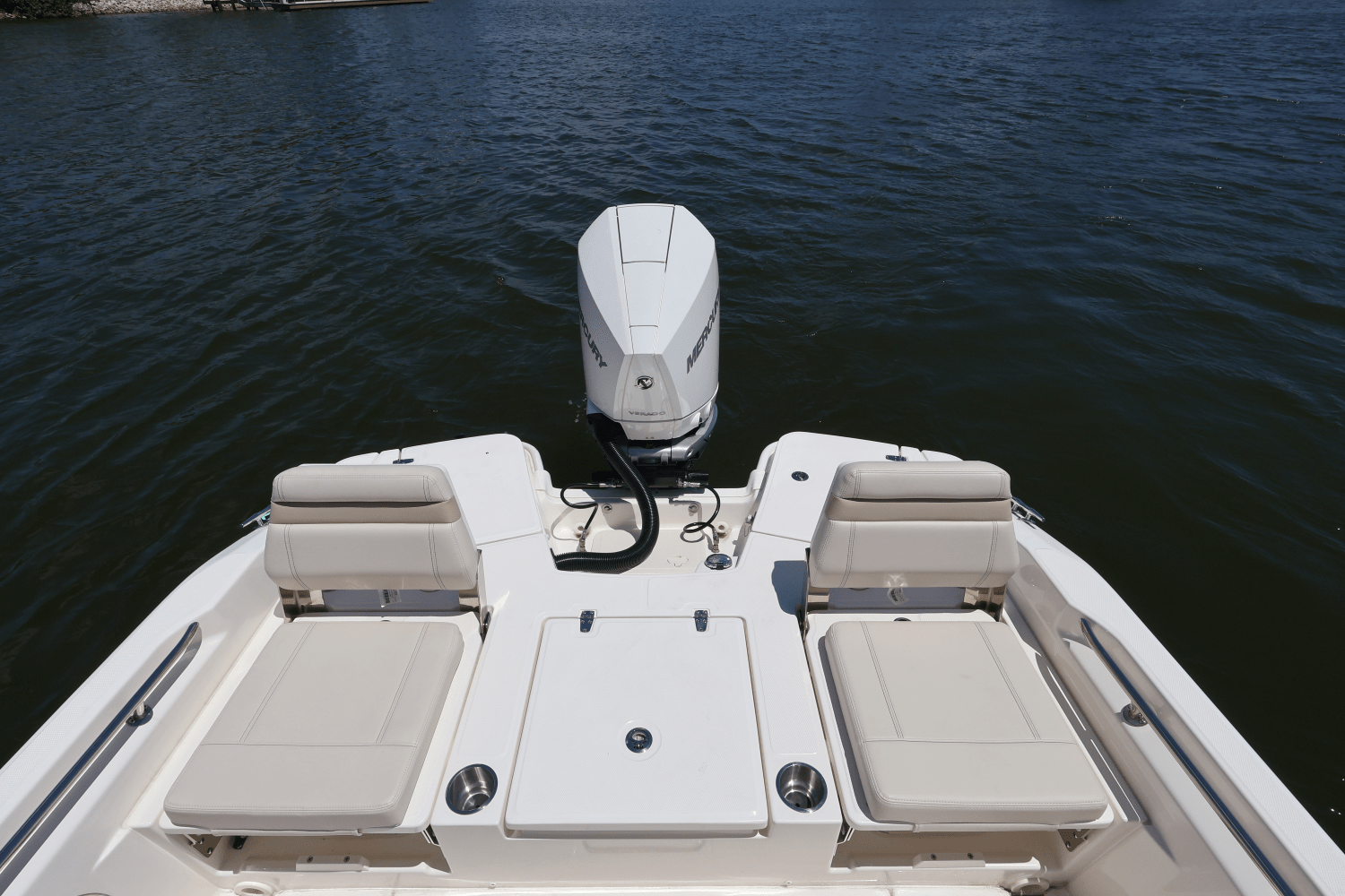 2025 Boston Whaler 250 Dauntless Image Thumbnail #37