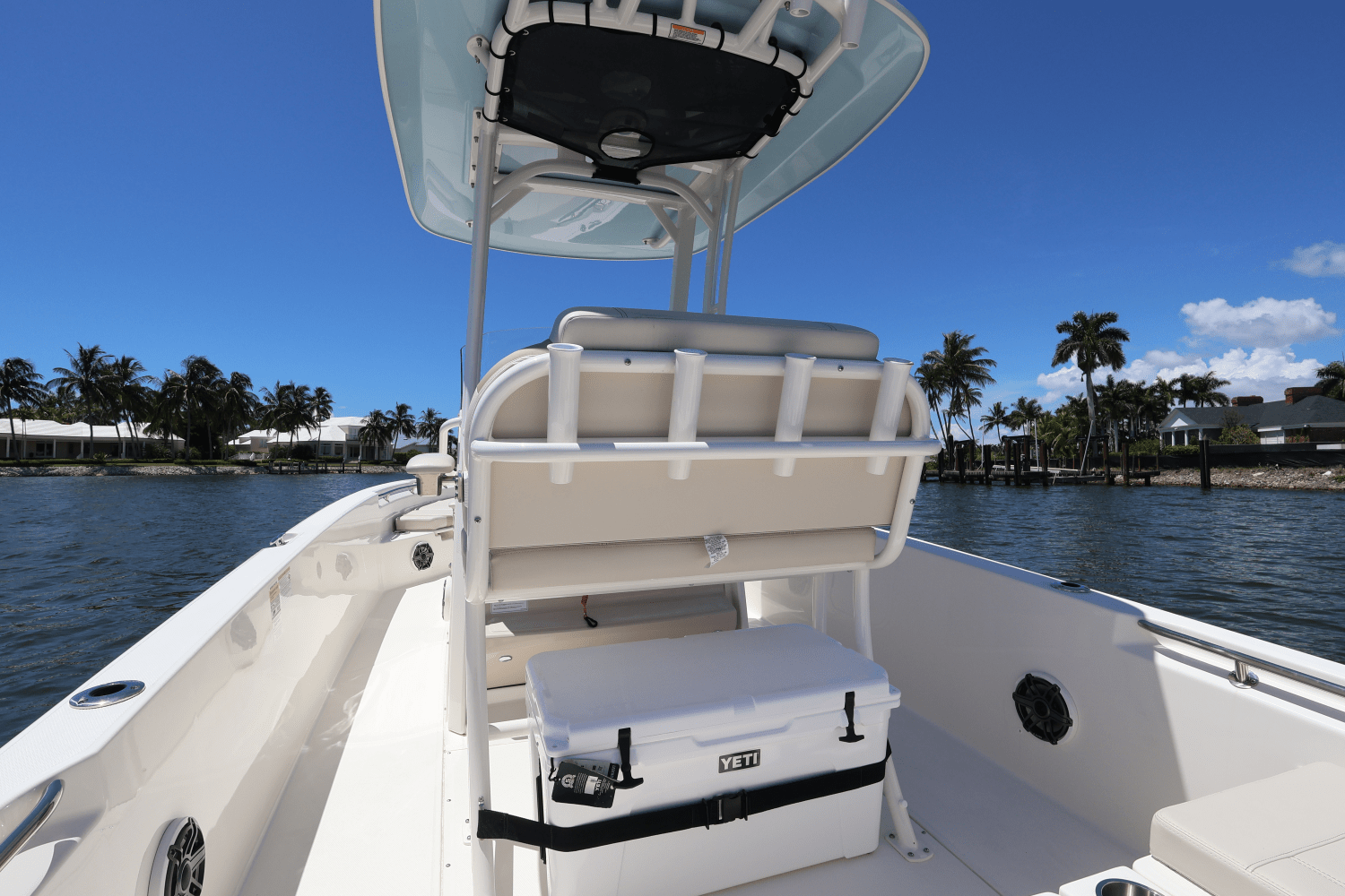 2025 Boston Whaler 250 Dauntless Image Thumbnail #47