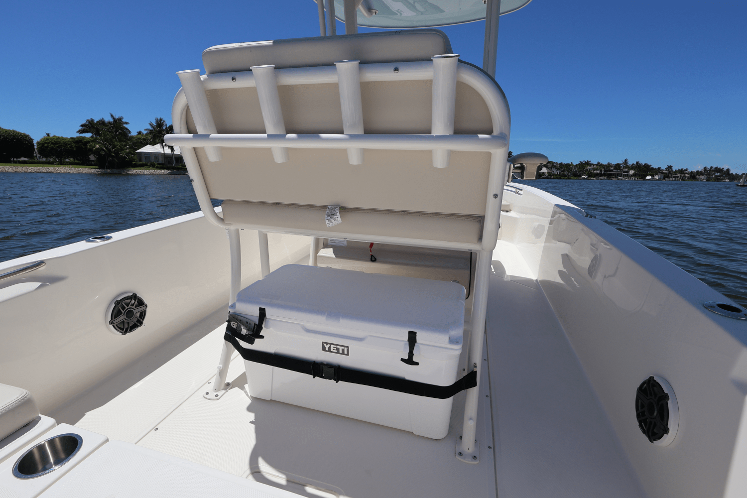 2025 Boston Whaler 250 Dauntless Image Thumbnail #43