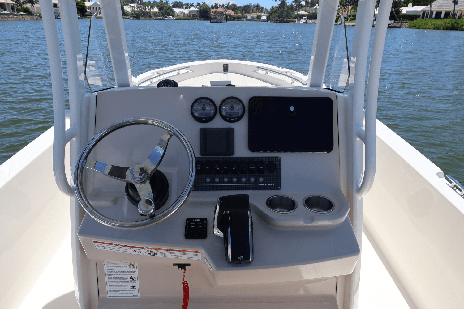 2025 Boston Whaler 250 Dauntless Image Thumbnail #28