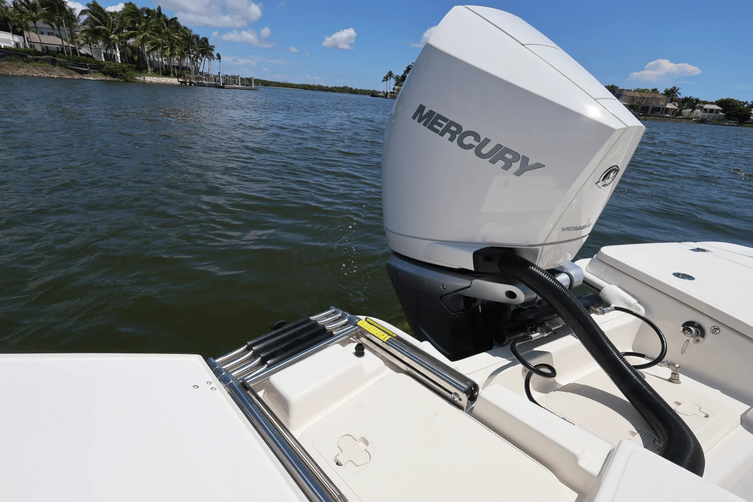 2025 Boston Whaler 250 Dauntless Image Thumbnail #41