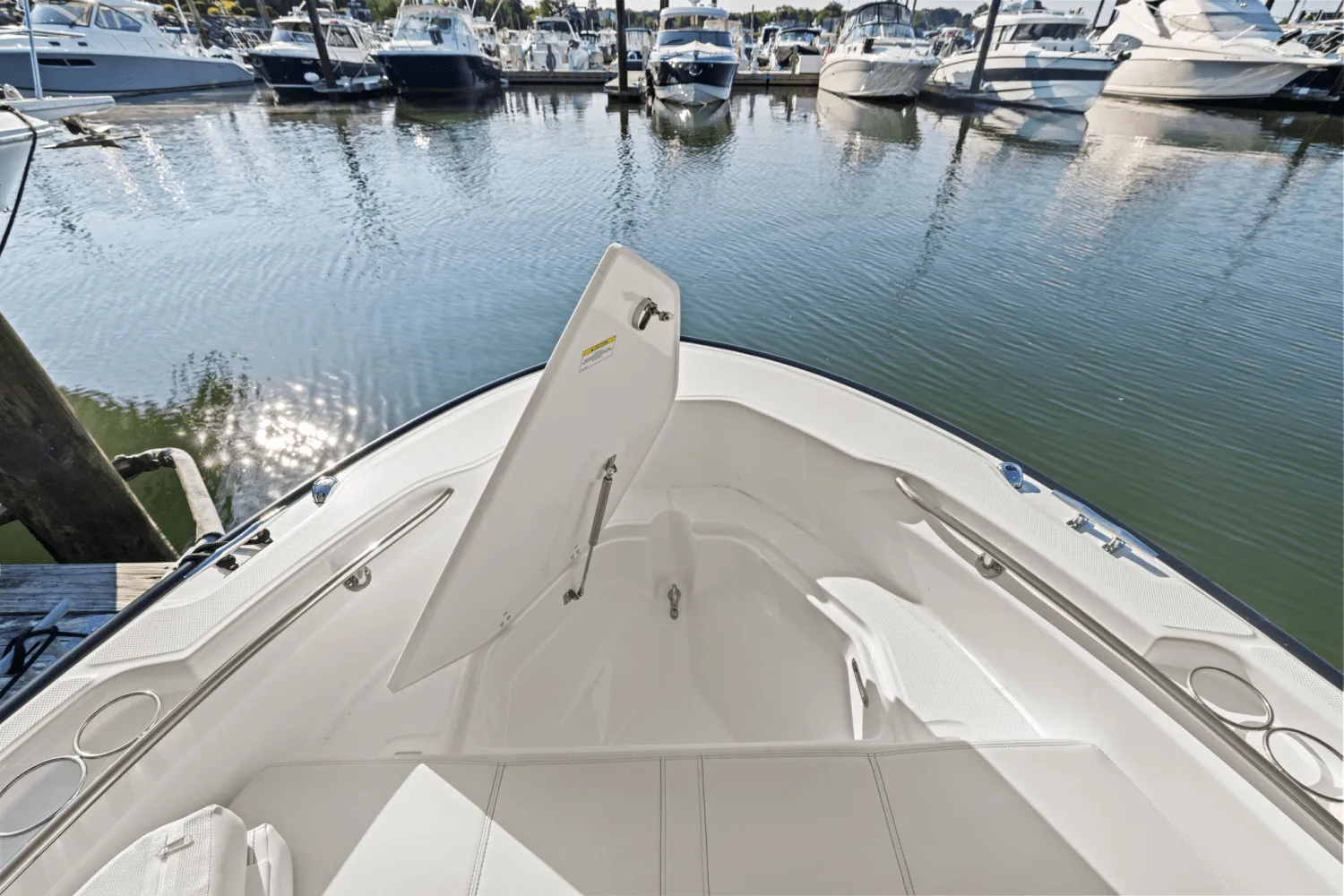2025 Boston Whaler 250 Dauntless Image Thumbnail #60