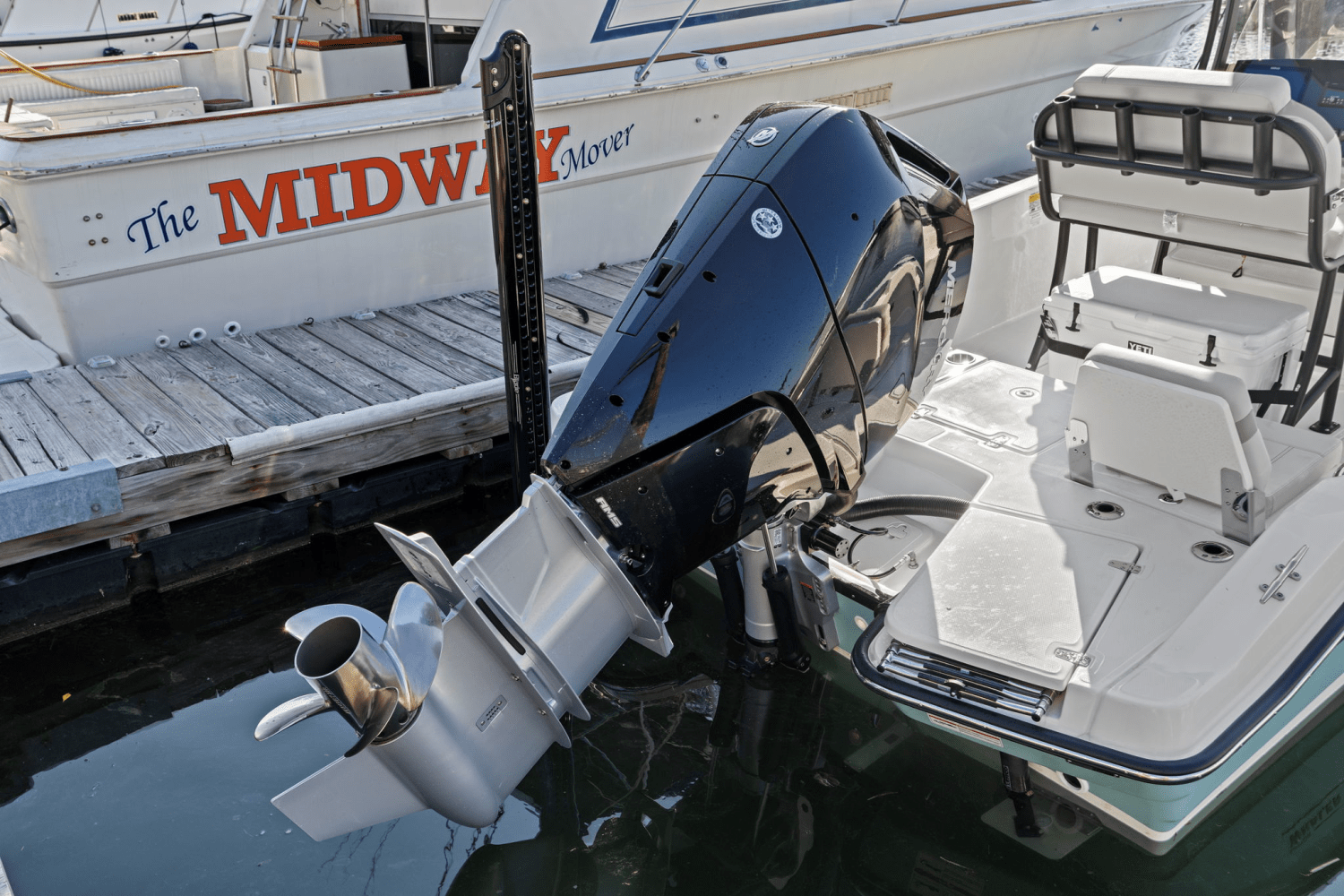 2025 Boston Whaler 250 Dauntless Image Thumbnail #13