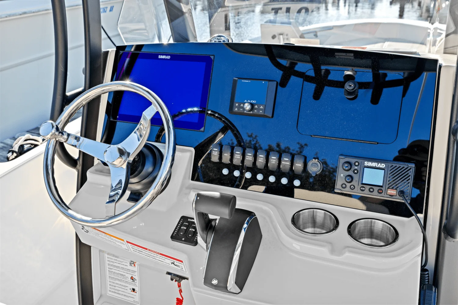 2025 Boston Whaler 250 Dauntless Image Thumbnail #36