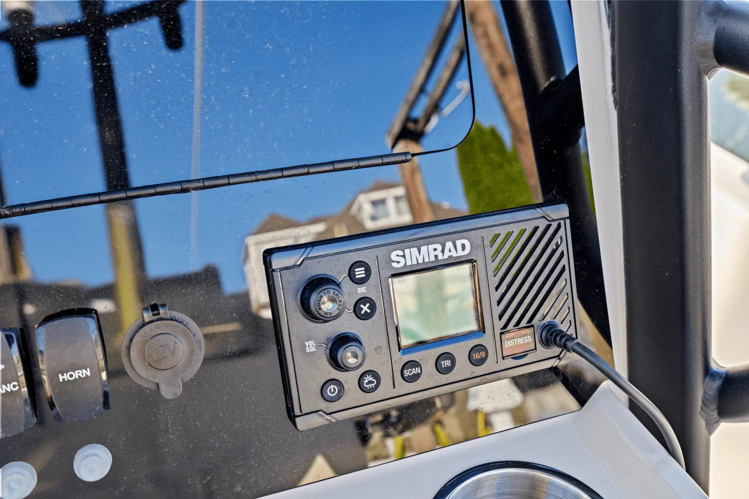 2025 Boston Whaler 250 Dauntless Image Thumbnail #40