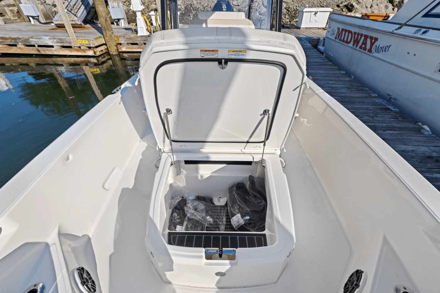2025 Boston Whaler 250 Dauntless Image Thumbnail #53
