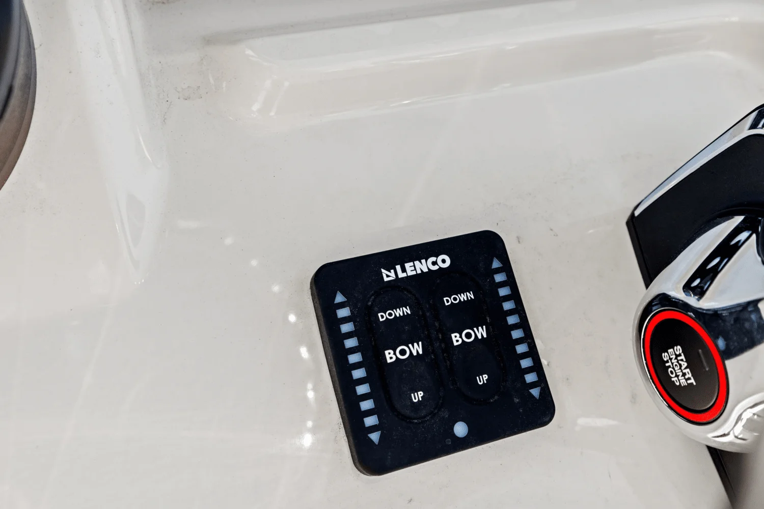 2025 Boston Whaler 250 Dauntless Image Thumbnail #41