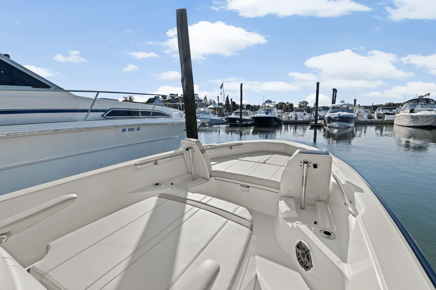 2025 Boston Whaler 250 Dauntless Image Thumbnail #57