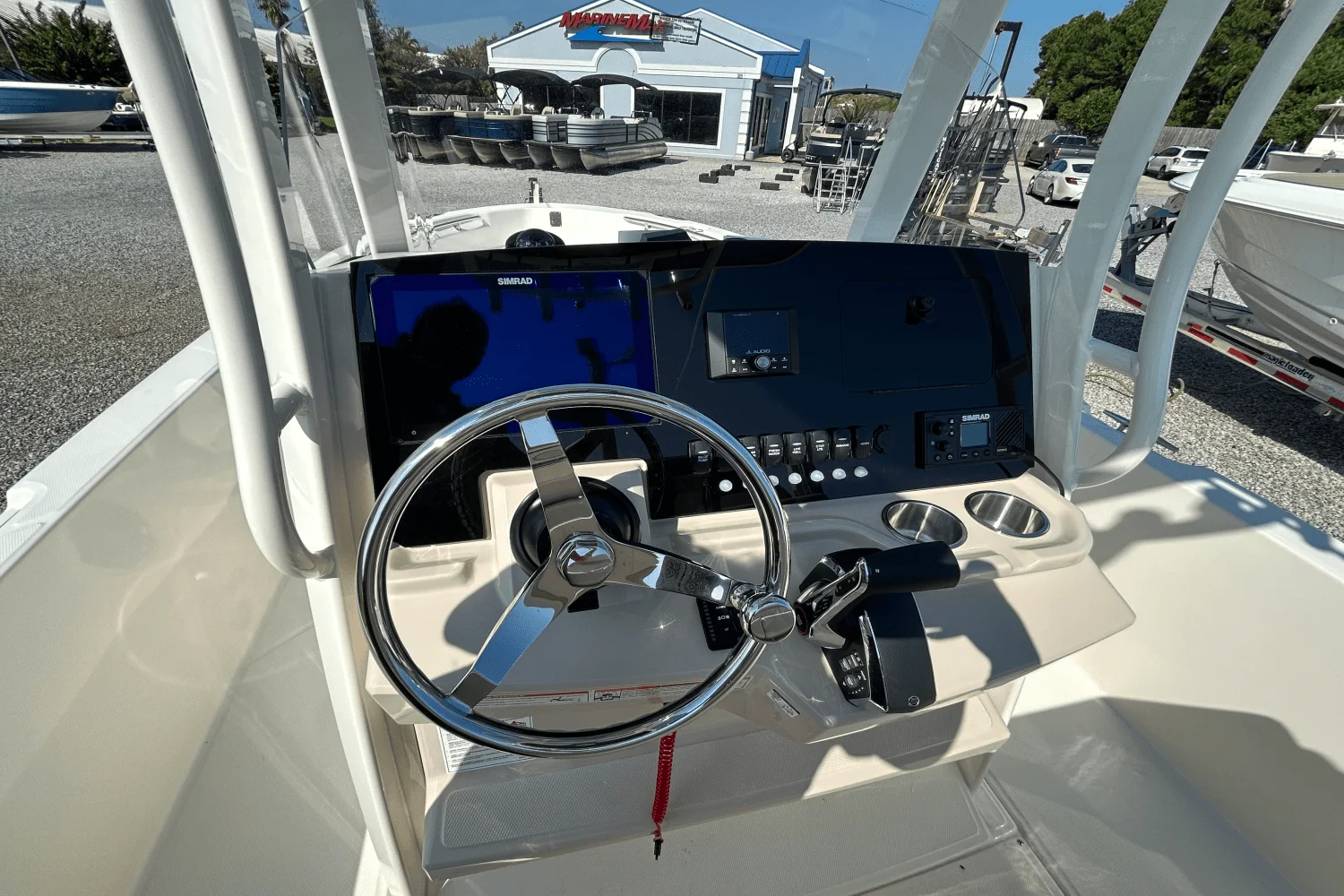 2026 Boston Whaler 250 Dauntless Image Thumbnail #14