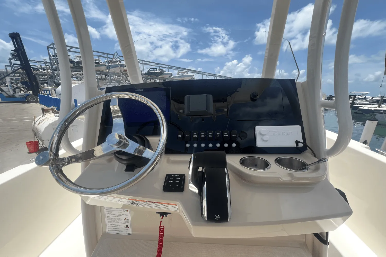 2025 Boston Whaler 250 Dauntless Image Thumbnail #32
