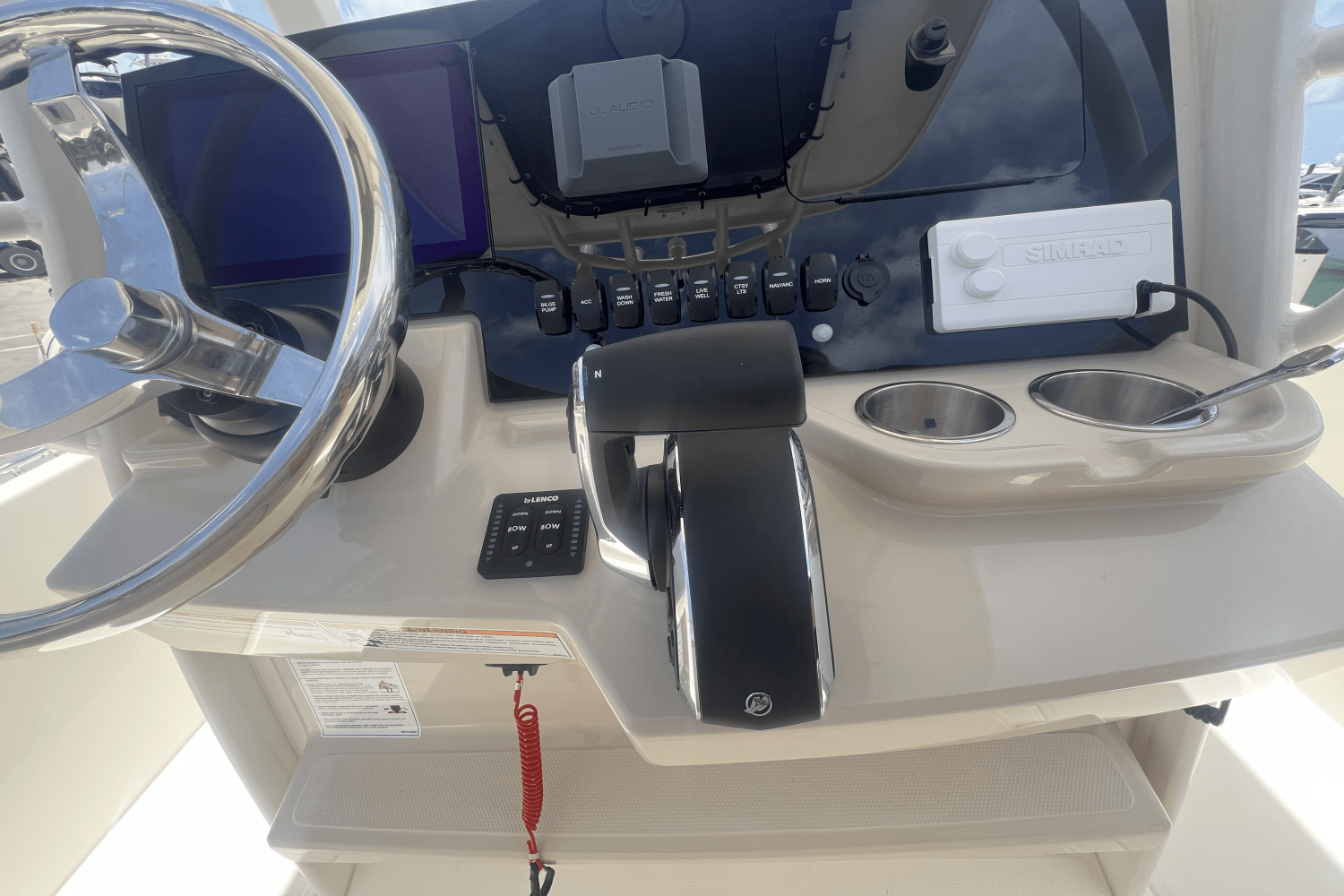 2025 Boston Whaler 250 Dauntless Image Thumbnail #33