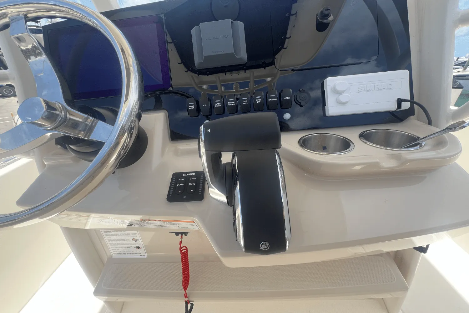 2025 Boston Whaler 250 Dauntless Image Thumbnail #33