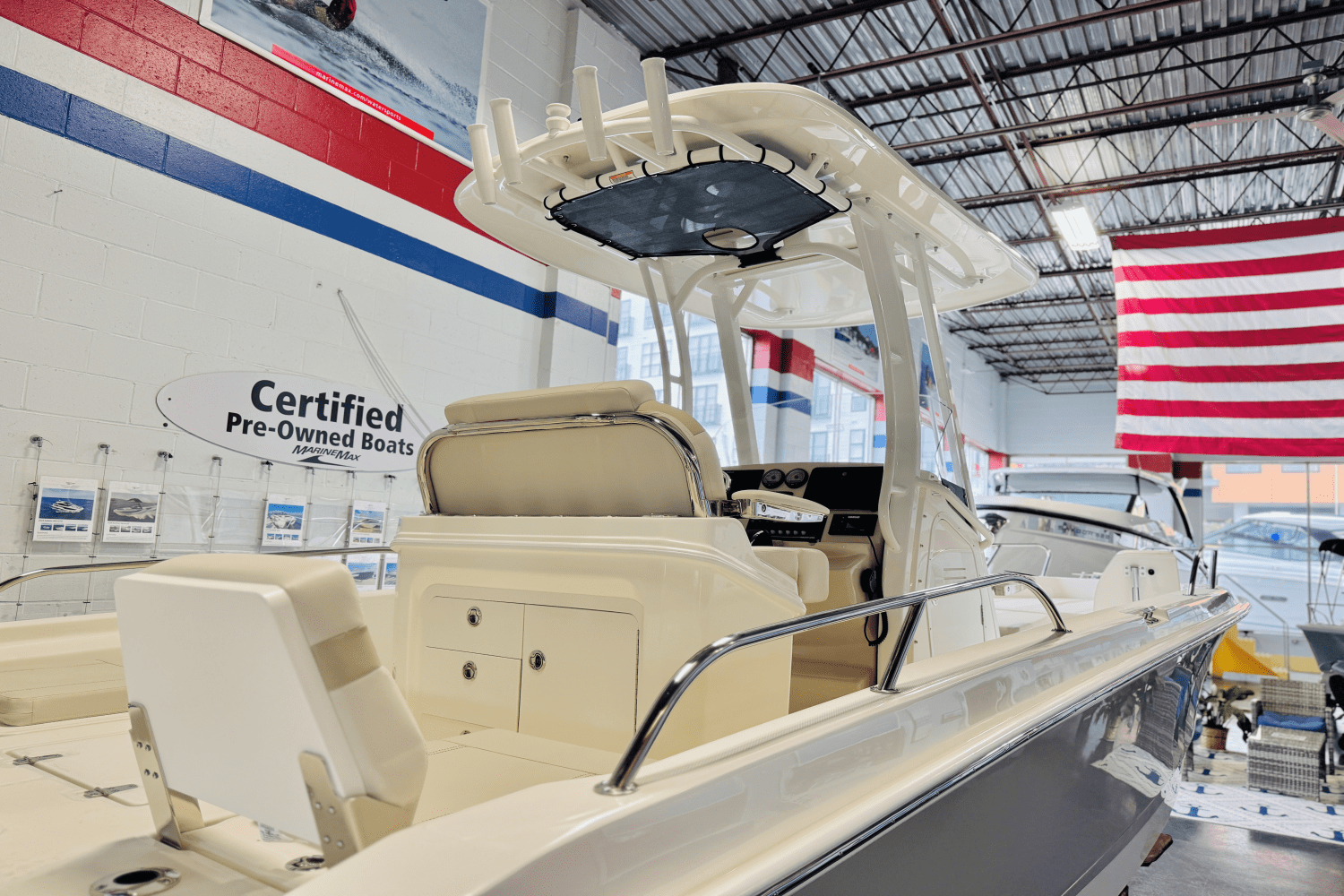 2025 Boston Whaler 250 Dauntless Image Thumbnail #9