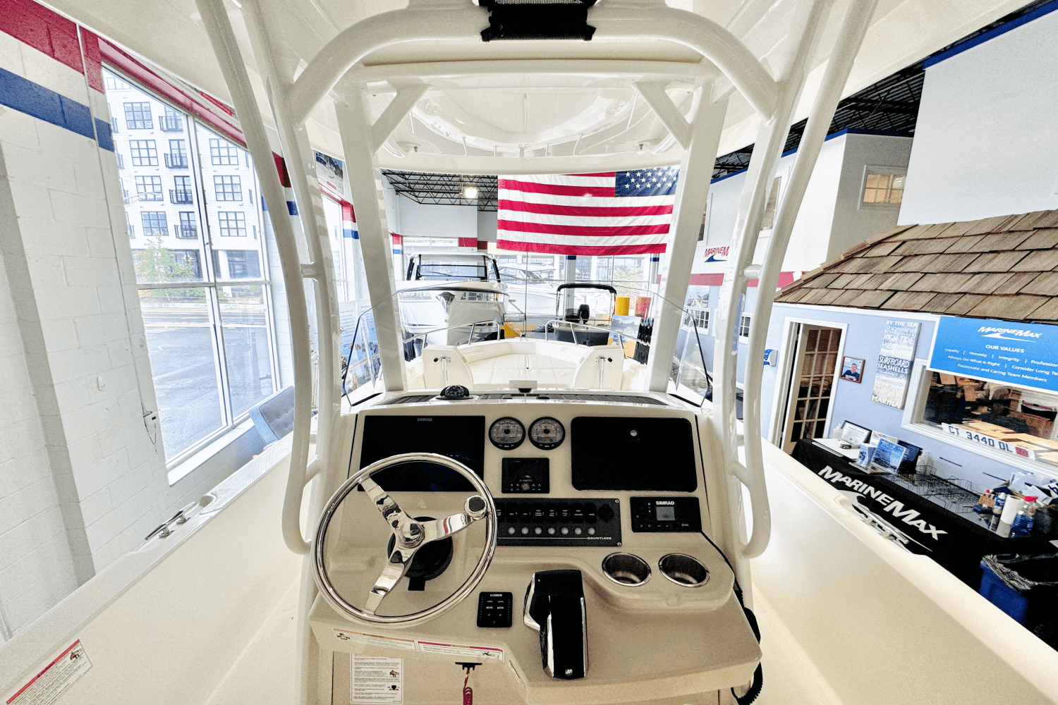 2025 Boston Whaler 250 Dauntless Image Thumbnail #32