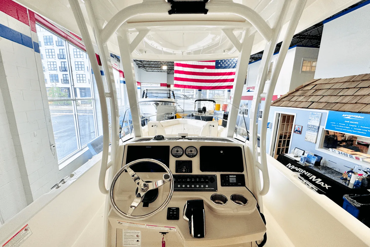 2025 Boston Whaler 250 Dauntless Image Thumbnail #32