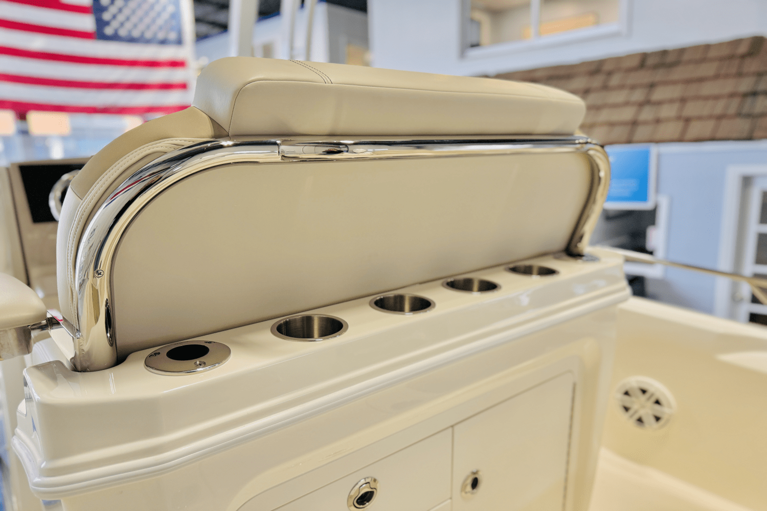 2025 Boston Whaler 250 Dauntless Image Thumbnail #24