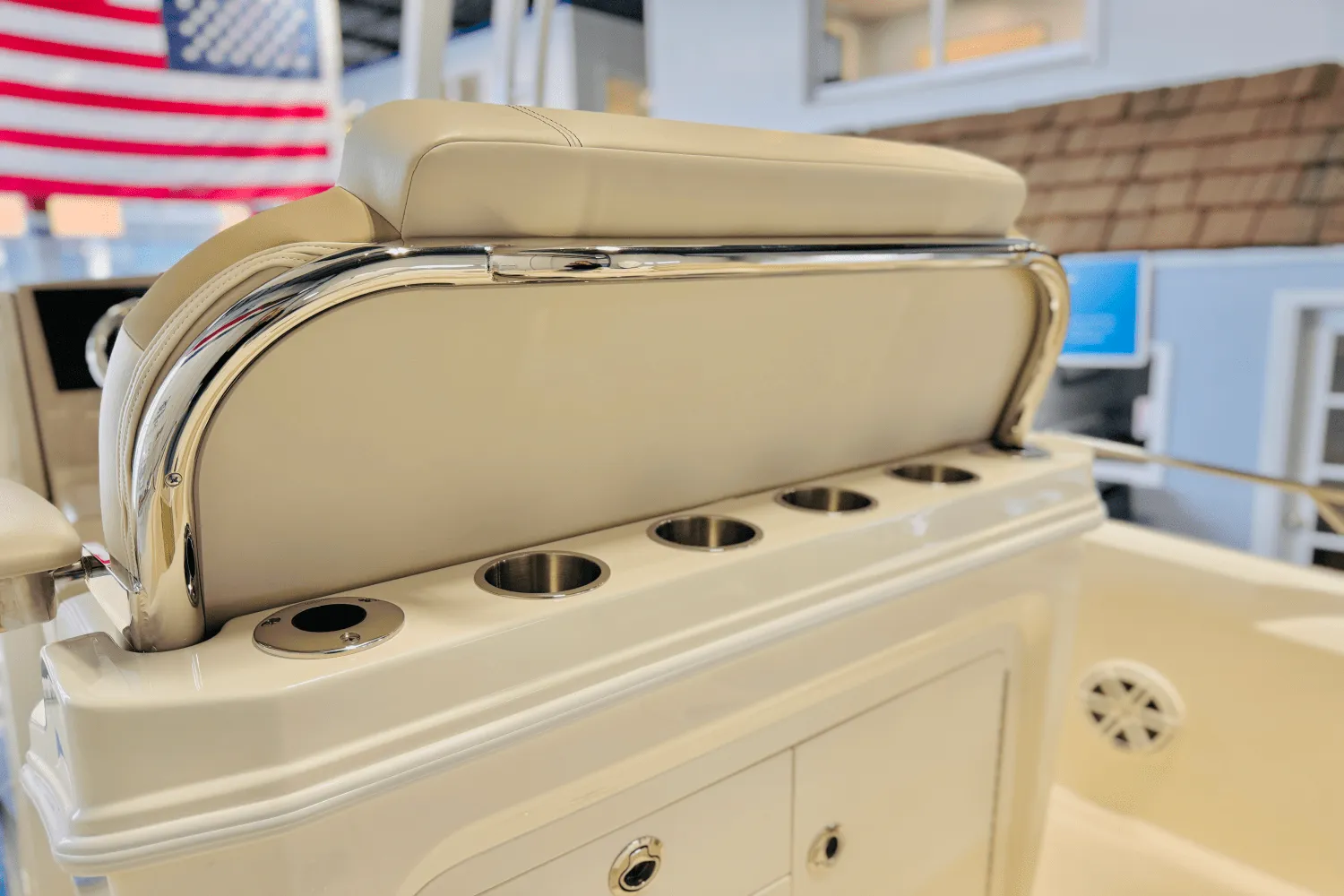 2025 Boston Whaler 250 Dauntless Image Thumbnail #24