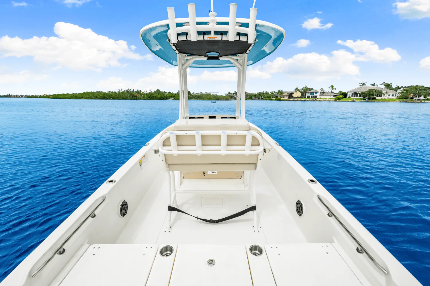 2026 Boston Whaler 250 Dauntless Image Thumbnail #18