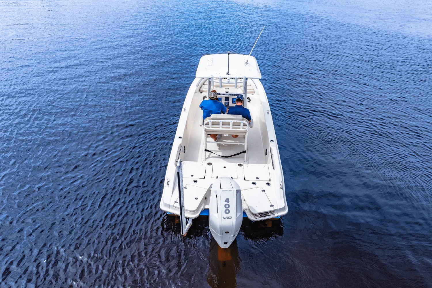 2026 Boston Whaler 250 Dauntless Image Thumbnail #3