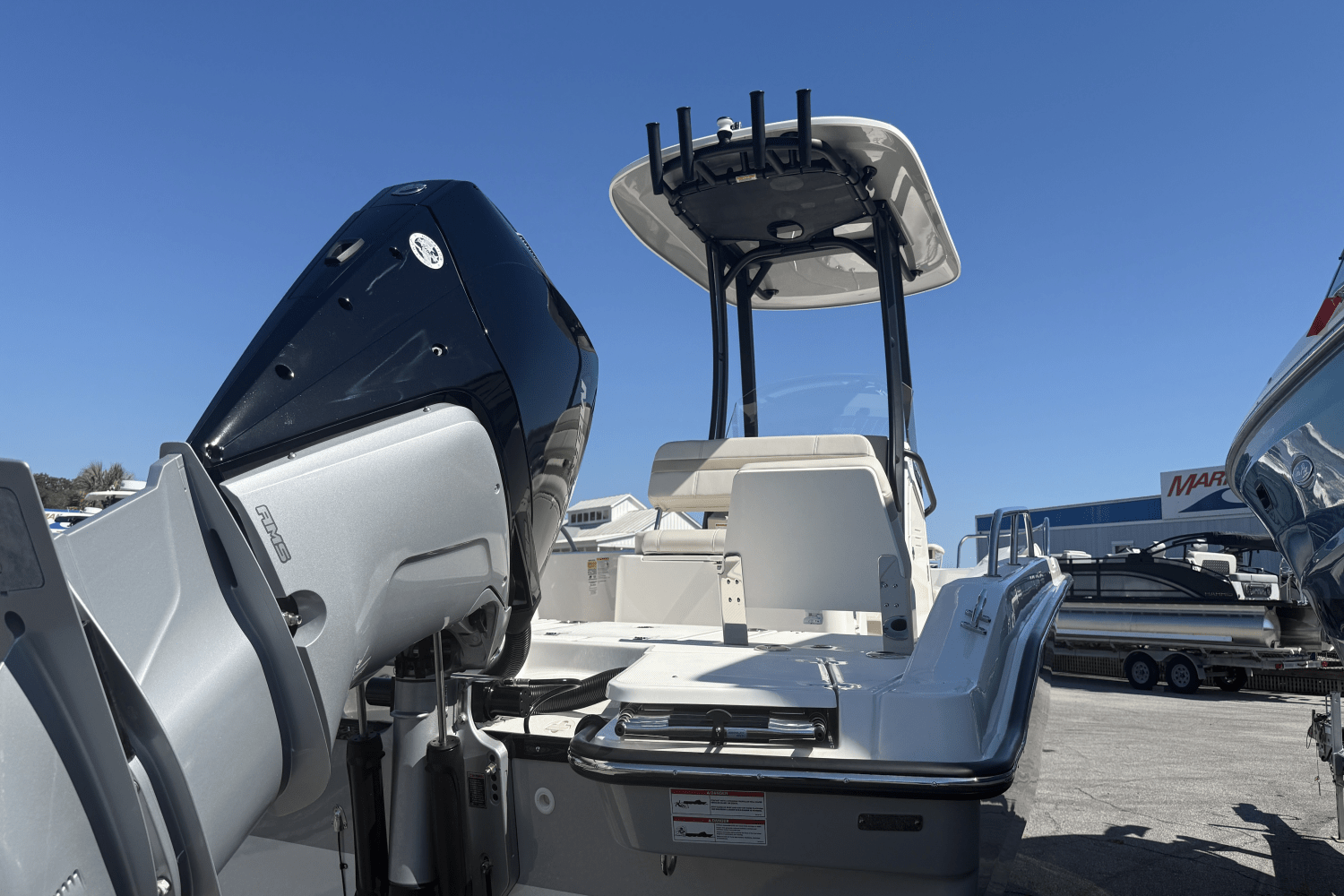 2026 Boston Whaler 250 Dauntless Image Thumbnail #10