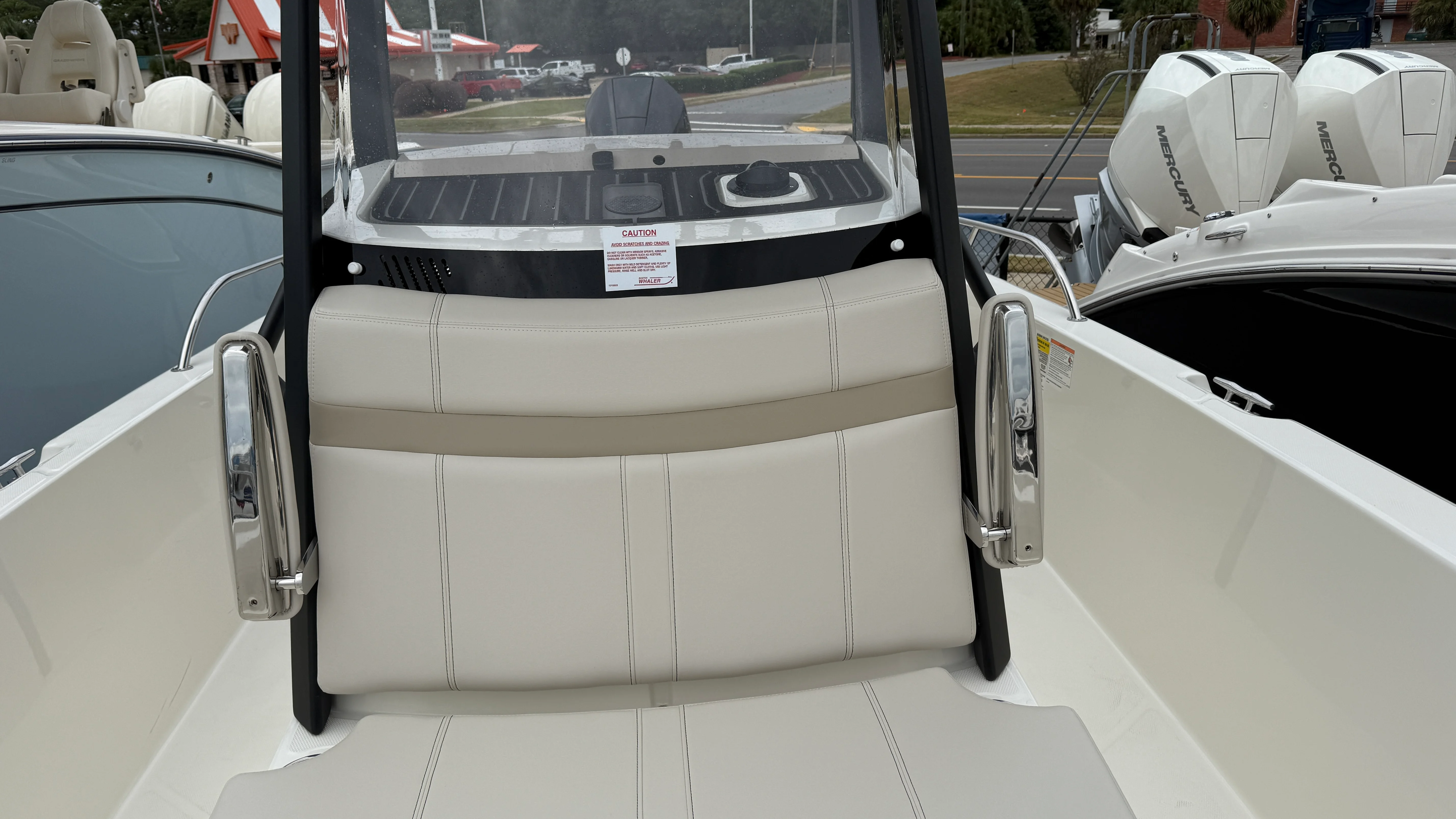 2026 Boston Whaler 250 Dauntless Image Thumbnail #39