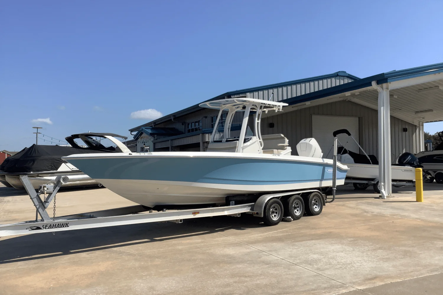 2026 Boston Whaler 250 Dauntless Image Thumbnail #0