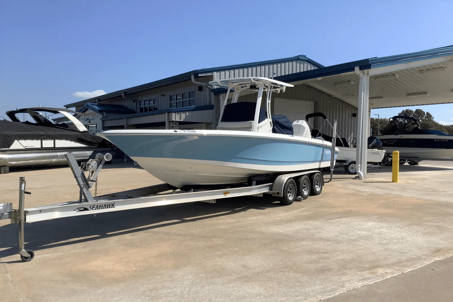 2026 Boston Whaler 250 Dauntless Image Thumbnail #4