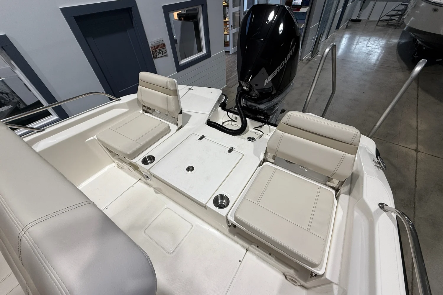 2026 Boston Whaler 250 Dauntless Image Thumbnail #8