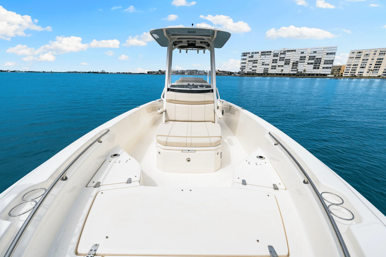 2026 Boston Whaler 250 Dauntless Image Thumbnail #47