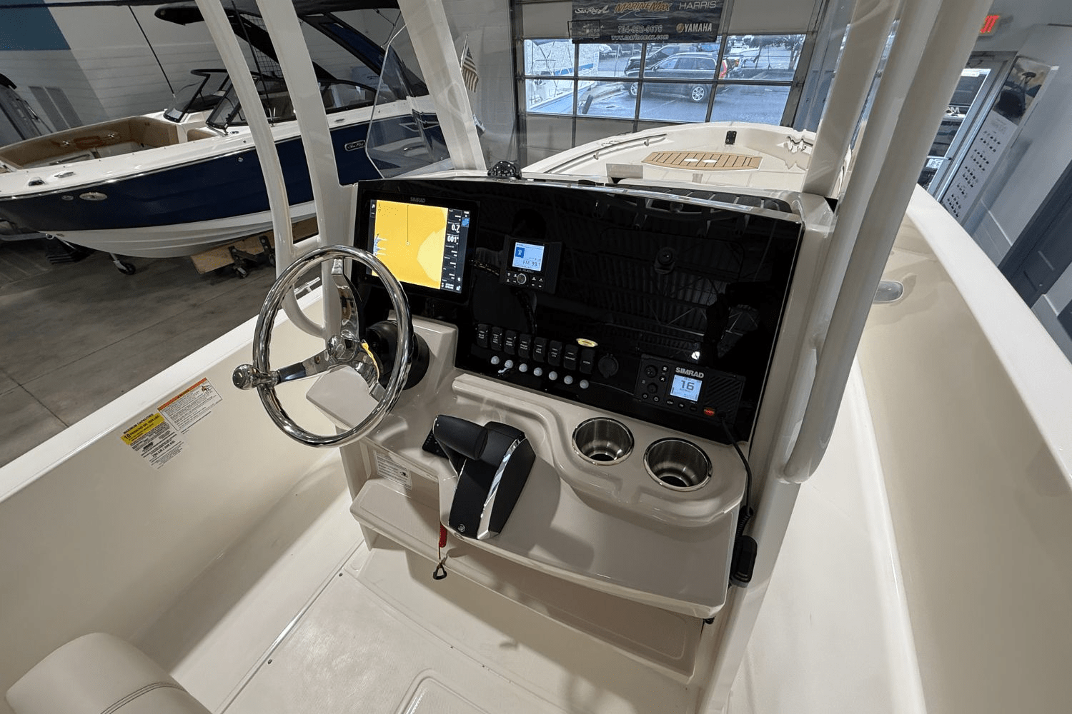 2026 Boston Whaler 250 Dauntless Image Thumbnail #11