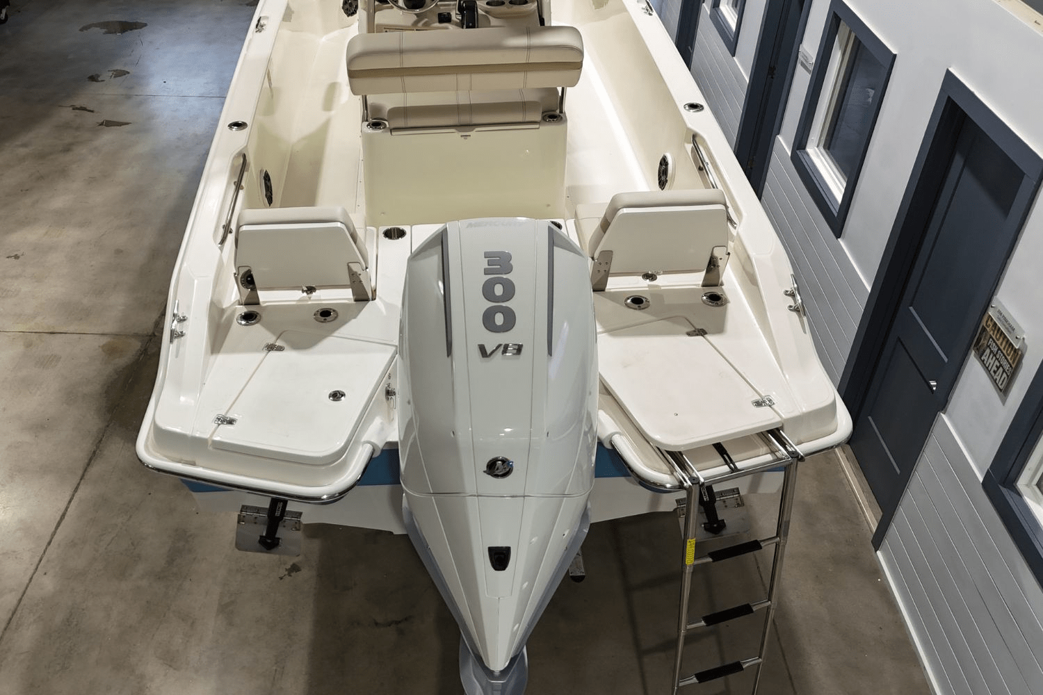 2026 Boston Whaler 250 Dauntless Image Thumbnail #6